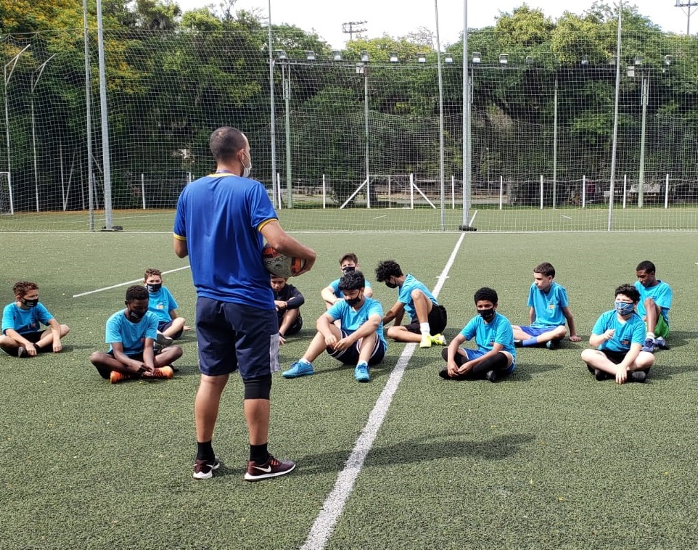 Santos abre novas vagas gratuitas para aulas de xadrez na segunda