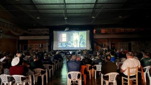 Sessão de cinema reuniu cerca de duzentas pessoas na localidade de Forqueta Baixa, em Vale Real