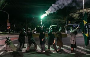 Espetáculo “Rhinocerontes” tem nova data de apresentação