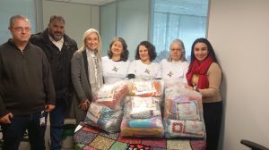 Voluntárias do Sesc Comunidade doam mantas de crochê ao Hospital Nossa Senhora da Conceição