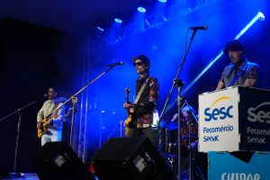 Tenente Cascavel agita Farroupilha com clássicos do rock gaúcho