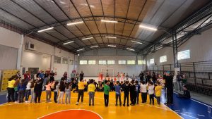 Alunos do Contraturno Criar Sesc apresentam espetáculo circense para a comunidade em Montenegro