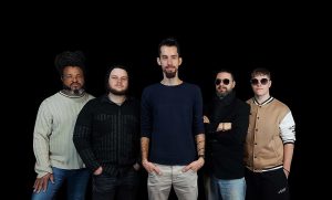 Banda Semea lança EP “Resort Paraíso” em show no Teatro Sesc Camaquã