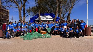 Semana Conexão Natureza realiza ação de limpeza na Barra de Tramandaí e coleta 209kg de resíduos